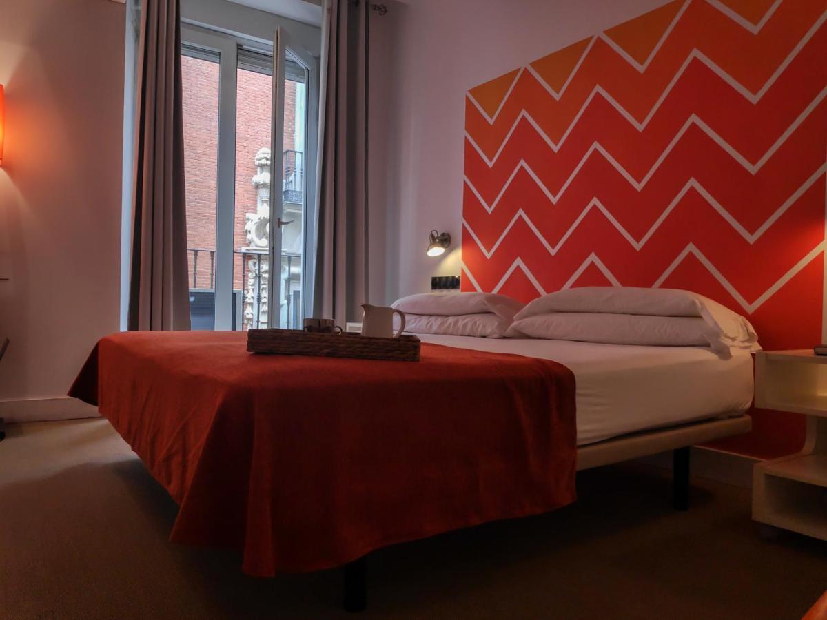 Hostal Santa Ana Colors Madrid Kültér fotó