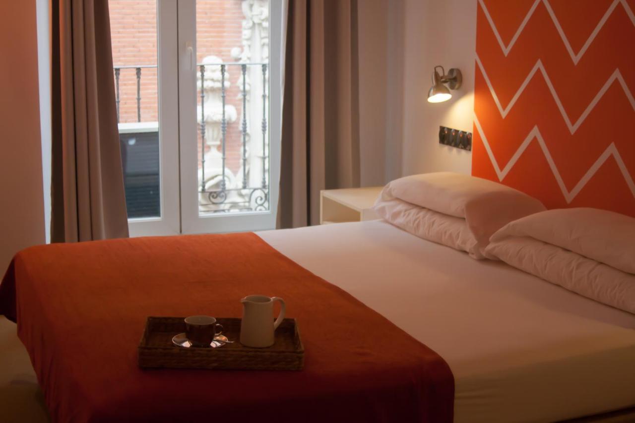 Hostal Santa Ana Colors Madrid Kültér fotó