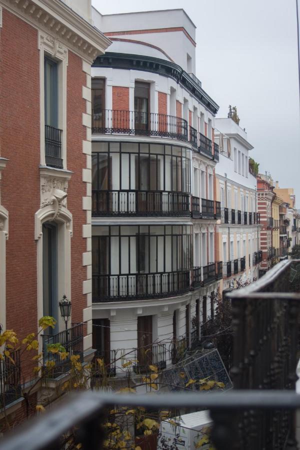 Hostal Santa Ana Colors Madrid Kültér fotó