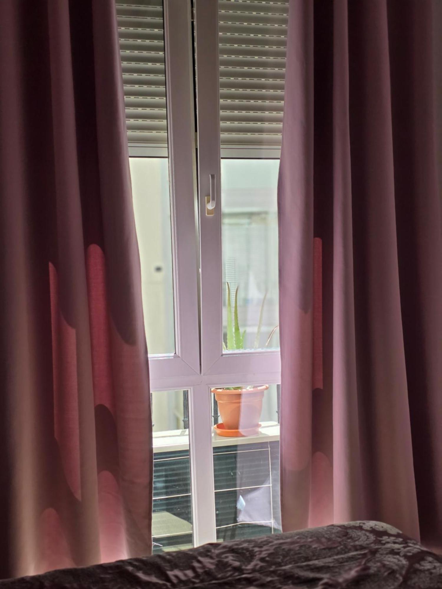 Hostal Santa Ana Colors Madrid Kültér fotó
