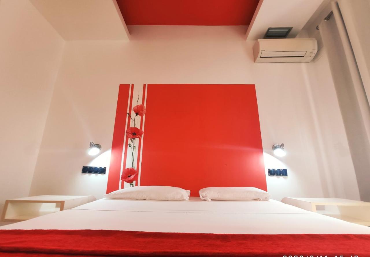 Hostal Santa Ana Colors Madrid Kültér fotó