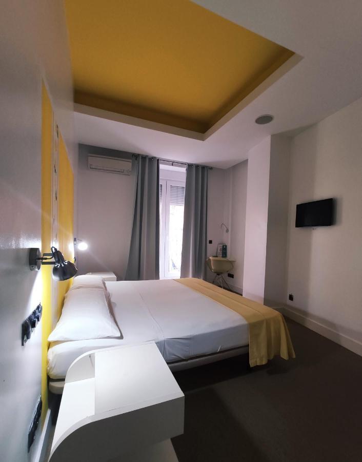 Hostal Santa Ana Colors Madrid Kültér fotó