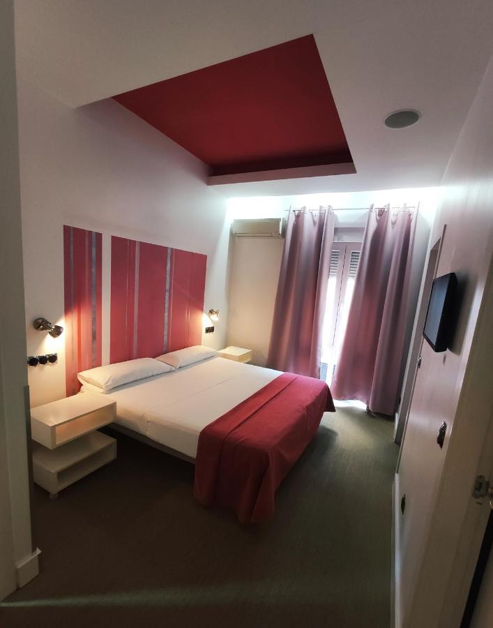 Hostal Santa Ana Colors Madrid Kültér fotó